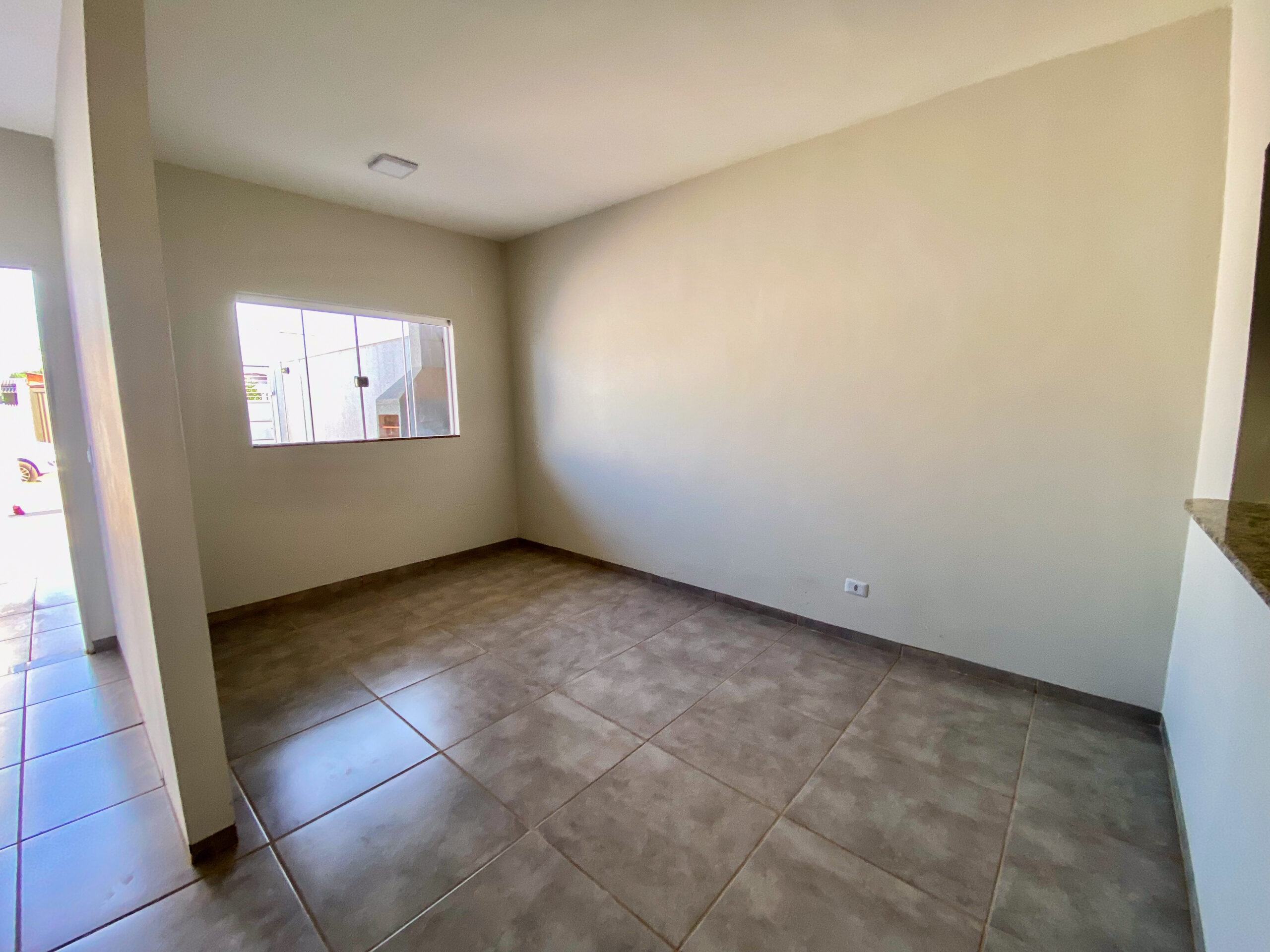 20230922_121309975_iOS