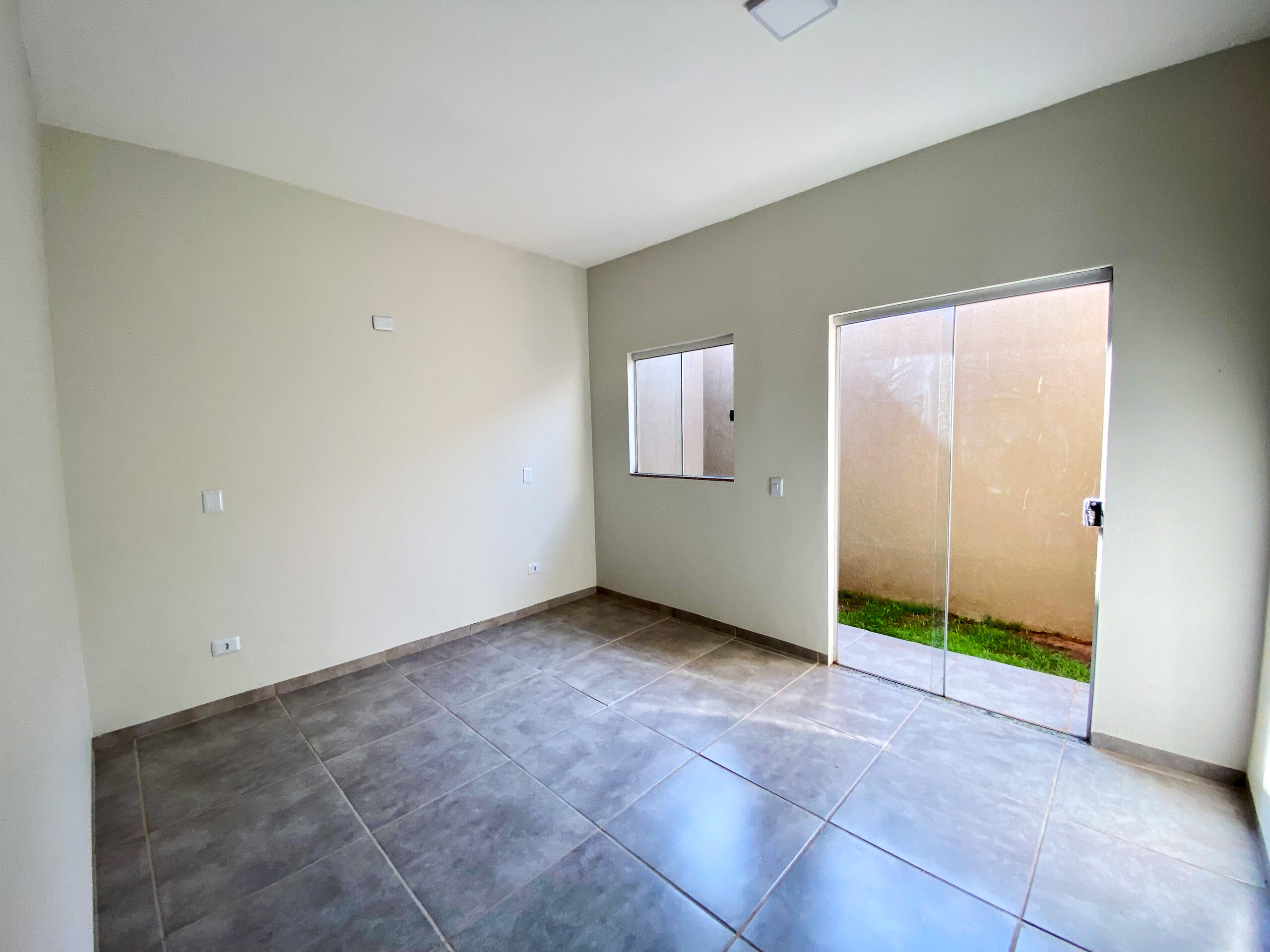 20230922_121433671_iOS